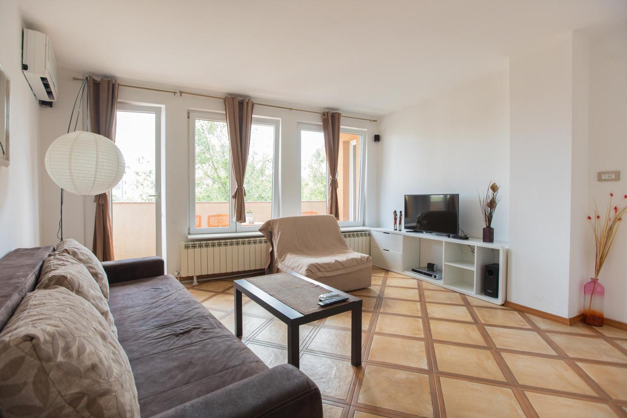 4 Rooms Apartments Ниш Экстерьер фото
