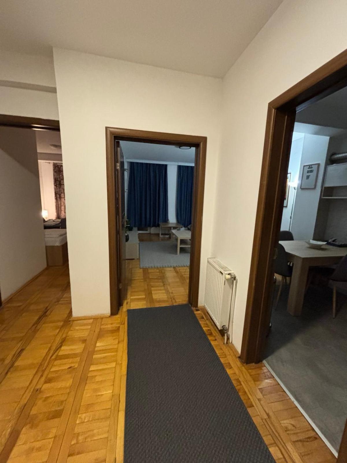 4 Rooms Apartments Ниш Экстерьер фото